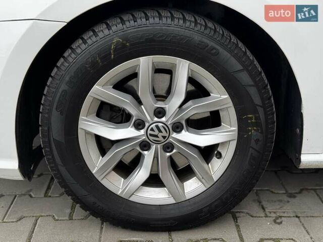 Белый Фольксваген Пассат, объемом двигателя 1.8 л и пробегом 205 тыс. км за 9100 $, фото 9 на Automoto.ua