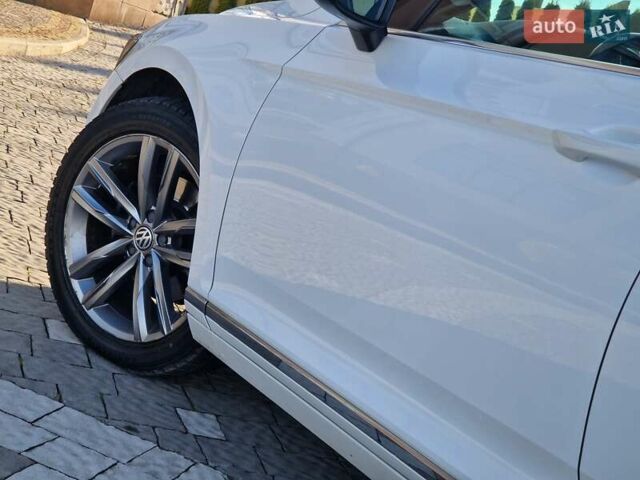 Белый Фольксваген Пассат, объемом двигателя 1.97 л и пробегом 307 тыс. км за 16999 $, фото 38 на Automoto.ua