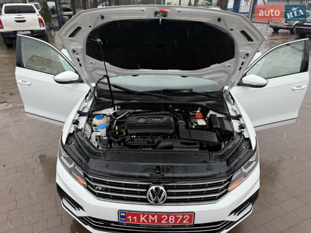 Белый Фольксваген Пассат, объемом двигателя 1.8 л и пробегом 147 тыс. км за 12399 $, фото 29 на Automoto.ua