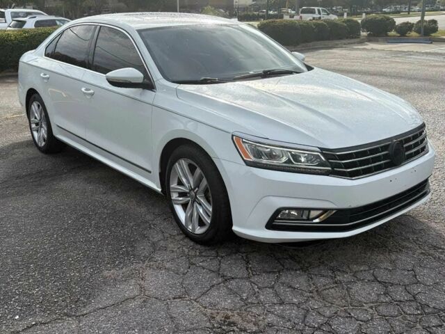 Белый Фольксваген Пассат, объемом двигателя 1.8 л и пробегом 71 тыс. км за 2600 $, фото 2 на Automoto.ua