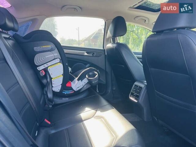 Белый Фольксваген Пассат, объемом двигателя 1.8 л и пробегом 113 тыс. км за 12000 $, фото 10 на Automoto.ua