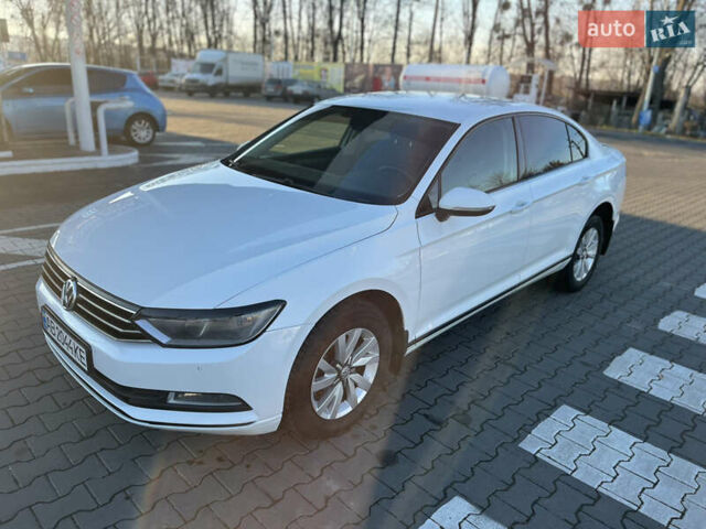 Белый Фольксваген Пассат, объемом двигателя 2 л и пробегом 192 тыс. км за 14200 $, фото 10 на Automoto.ua
