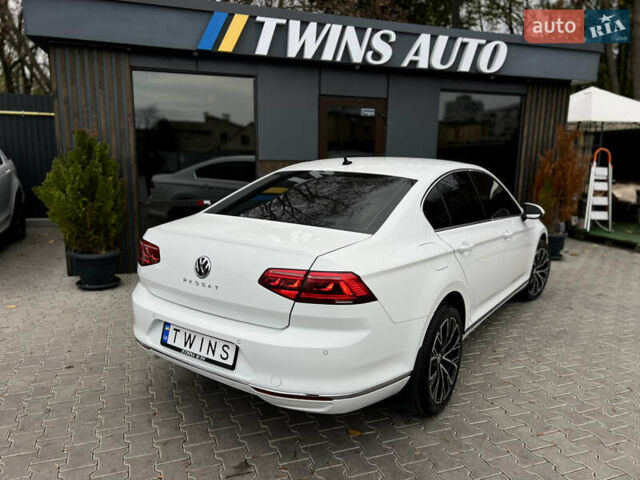 Білий Фольксваген Пассат, об'ємом двигуна 1.4 л та пробігом 248 тис. км за 14500 $, фото 17 на Automoto.ua