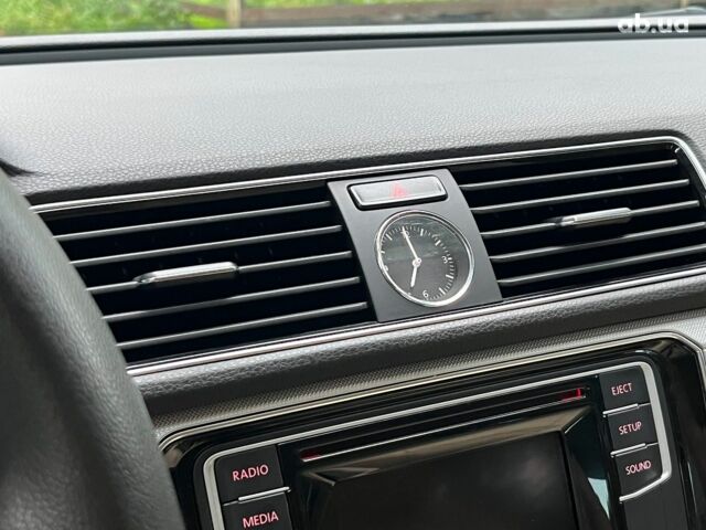 Білий Фольксваген Пассат, об'ємом двигуна 1.8 л та пробігом 162 тис. км за 12940 $, фото 21 на Automoto.ua