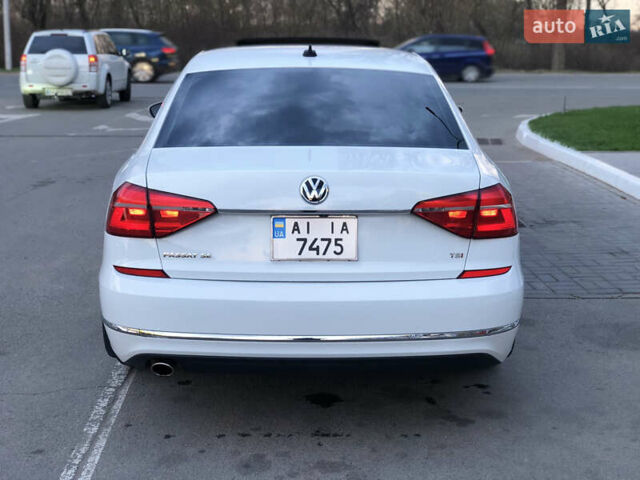 Белый Фольксваген Пассат, объемом двигателя 1.8 л и пробегом 213 тыс. км за 12500 $, фото 4 на Automoto.ua