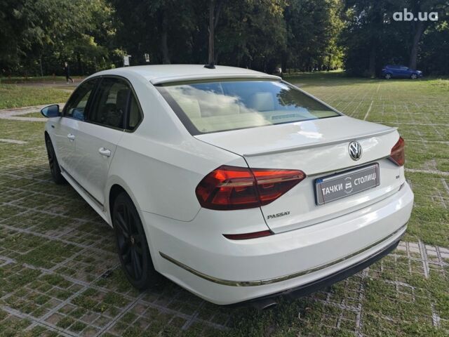 Белый Фольксваген Пассат, объемом двигателя 1.8 л и пробегом 80 тыс. км за 12000 $, фото 6 на Automoto.ua