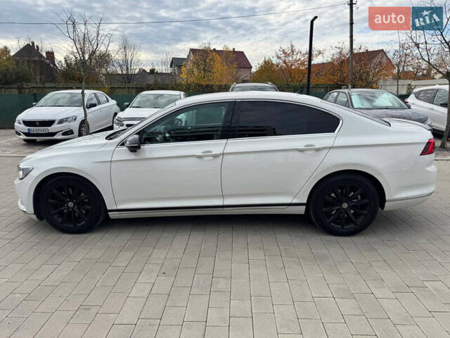 Белый Фольксваген Пассат, объемом двигателя 1.97 л и пробегом 193 тыс. км за 15999 $, фото 2 на Automoto.ua