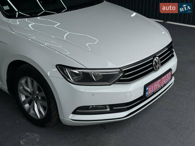 Белый Фольксваген Пассат, объемом двигателя 2 л и пробегом 230 тыс. км за 14900 $, фото 11 на Automoto.ua