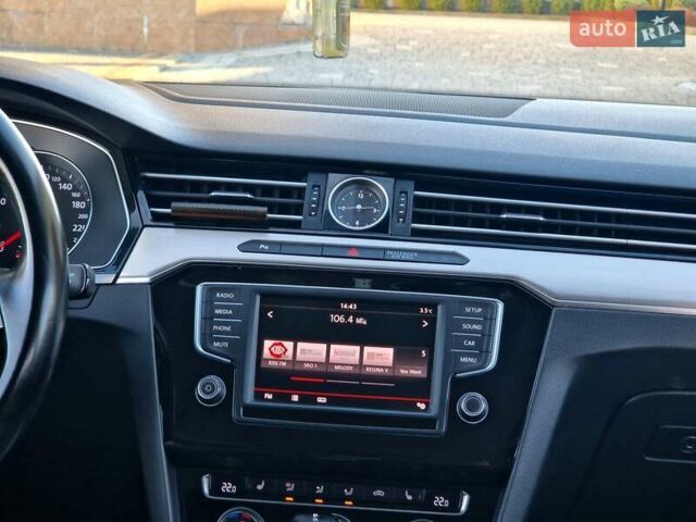 Белый Фольксваген Пассат, объемом двигателя 1.97 л и пробегом 307 тыс. км за 16999 $, фото 73 на Automoto.ua