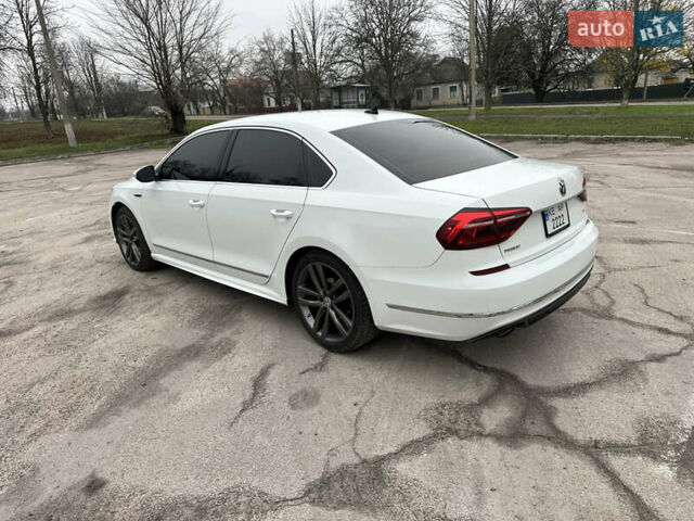 Белый Фольксваген Пассат, объемом двигателя 1.8 л и пробегом 193 тыс. км за 11500 $, фото 14 на Automoto.ua