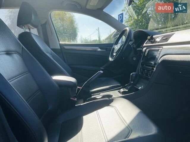 Белый Фольксваген Пассат, объемом двигателя 1.8 л и пробегом 113 тыс. км за 12000 $, фото 7 на Automoto.ua