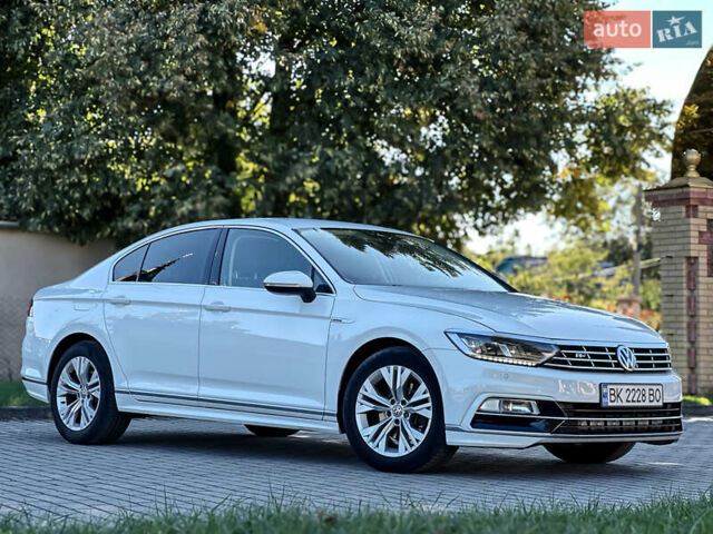 Білий Фольксваген Пассат, об'ємом двигуна 1.97 л та пробігом 211 тис. км за 19500 $, фото 1 на Automoto.ua