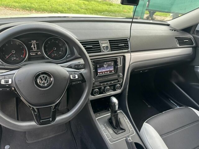 Белый Фольксваген Пассат, объемом двигателя 1.8 л и пробегом 107 тыс. км за 286 $, фото 10 на Automoto.ua