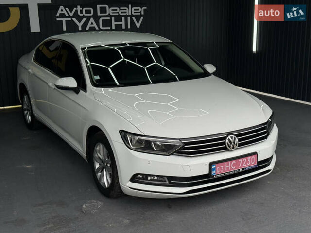 Белый Фольксваген Пассат, объемом двигателя 2 л и пробегом 230 тыс. км за 14900 $, фото 2 на Automoto.ua