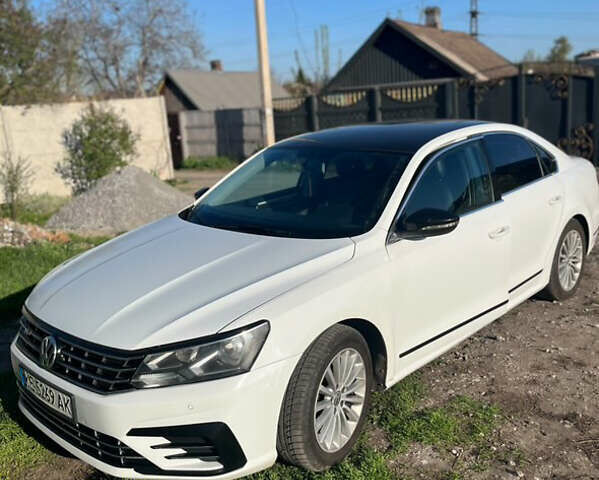 Белый Фольксваген Пассат, объемом двигателя 1.8 л и пробегом 157 тыс. км за 12600 $, фото 4 на Automoto.ua