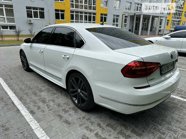 Белый Фольксваген Пассат, объемом двигателя 1.8 л и пробегом 216 тыс. км за 12699 $, фото 4 на Automoto.ua