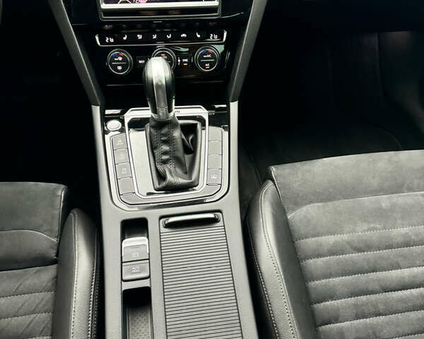 Белый Фольксваген Пассат, объемом двигателя 1.97 л и пробегом 206 тыс. км за 25000 $, фото 15 на Automoto.ua