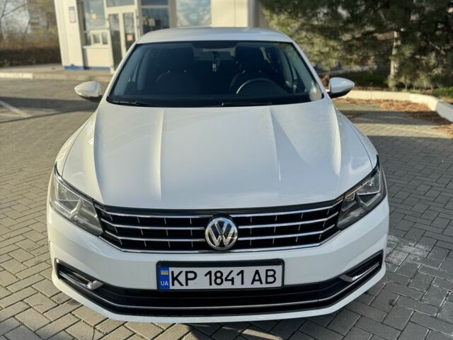 Белый Фольксваген Пассат, объемом двигателя 1.8 л и пробегом 107 тыс. км за 12300 $, фото 2 на Automoto.ua