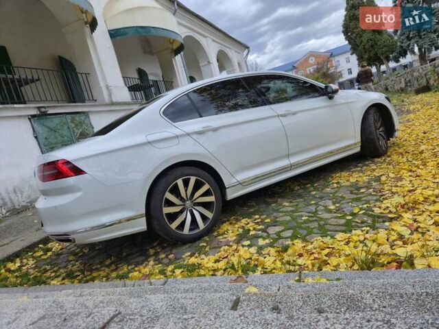 Белый Фольксваген Пассат, объемом двигателя 1.8 л и пробегом 255 тыс. км за 18200 $, фото 6 на Automoto.ua