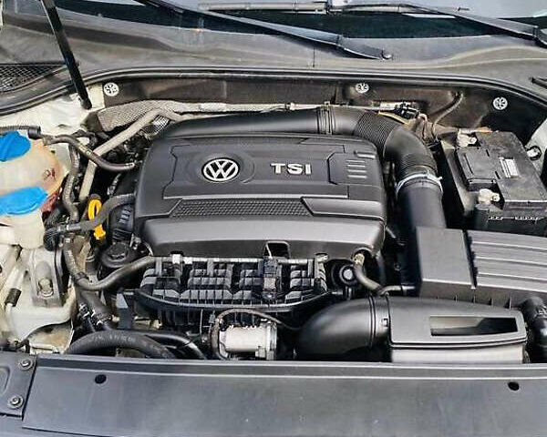 Білий Фольксваген Пассат, об'ємом двигуна 1.8 л та пробігом 90 тис. км за 10000 $, фото 8 на Automoto.ua