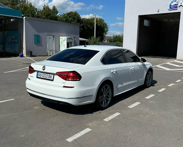 Белый Фольксваген Пассат, объемом двигателя 1.8 л и пробегом 170 тыс. км за 14700 $, фото 8 на Automoto.ua