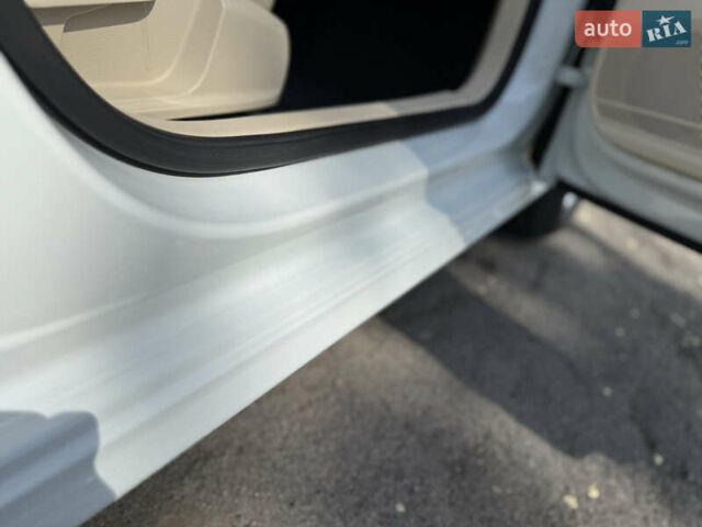 Белый Фольксваген Пассат, объемом двигателя 1.8 л и пробегом 78 тыс. км за 13800 $, фото 36 на Automoto.ua