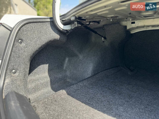 Белый Фольксваген Пассат, объемом двигателя 1.8 л и пробегом 78 тыс. км за 13800 $, фото 52 на Automoto.ua