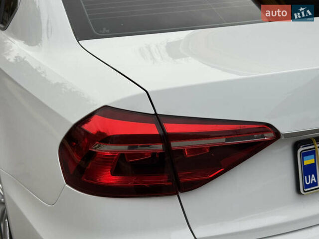 Белый Фольксваген Пассат, объемом двигателя 1.8 л и пробегом 57 тыс. км за 11299 $, фото 22 на Automoto.ua