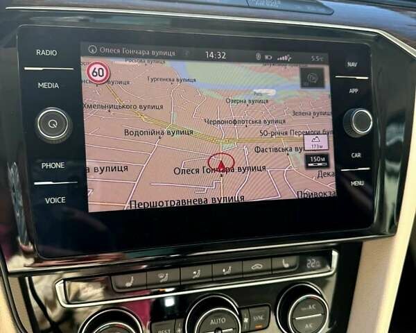 Белый Фольксваген Пассат, объемом двигателя 2 л и пробегом 200 тыс. км за 22500 $, фото 38 на Automoto.ua