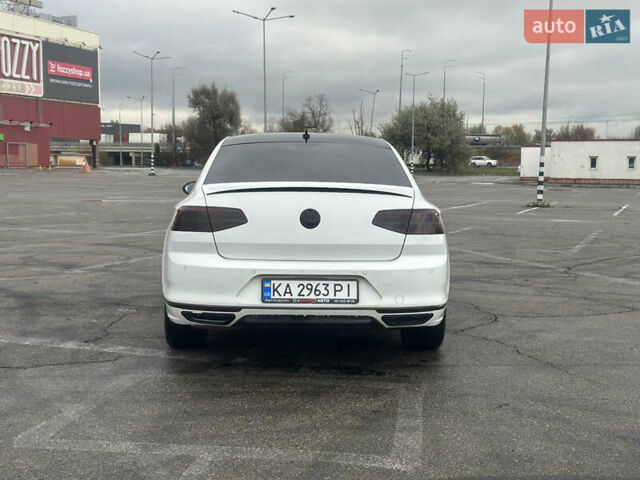 Белый Фольксваген Пассат, объемом двигателя 1.97 л и пробегом 178 тыс. км за 18900 $, фото 6 на Automoto.ua