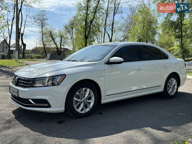 Белый Фольксваген Пассат, объемом двигателя 1.8 л и пробегом 78 тыс. км за 13800 $, фото 2 на Automoto.ua