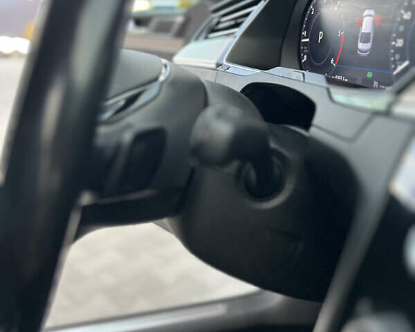 Білий Фольксваген Пассат, об'ємом двигуна 2 л та пробігом 320 тис. км за 16500 $, фото 8 на Automoto.ua