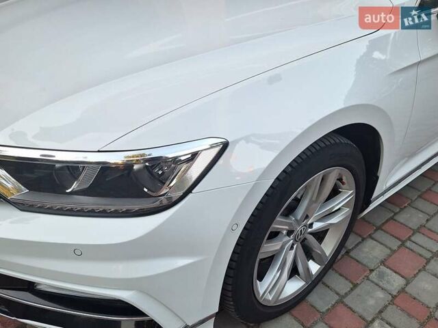 Белый Фольксваген Пассат, объемом двигателя 2 л и пробегом 200 тыс. км за 22500 $, фото 55 на Automoto.ua