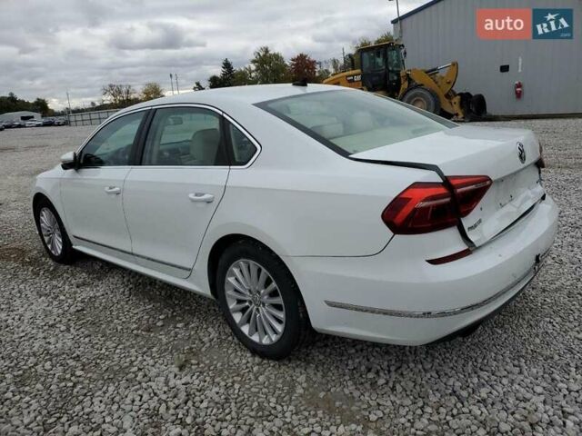 Белый Фольксваген Пассат, объемом двигателя 1.8 л и пробегом 141 тыс. км за 1800 $, фото 1 на Automoto.ua