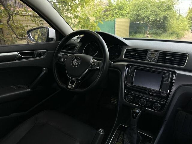 Белый Фольксваген Пассат, объемом двигателя 1.8 л и пробегом 109 тыс. км за 16500 $, фото 10 на Automoto.ua