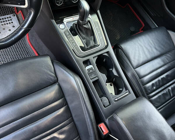 Белый Фольксваген Пассат, объемом двигателя 1.97 л и пробегом 375 тыс. км за 23500 $, фото 5 на Automoto.ua