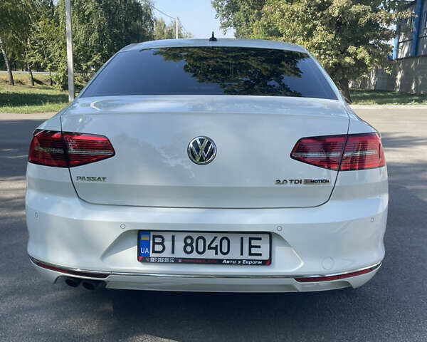 Белый Фольксваген Пассат, объемом двигателя 1.97 л и пробегом 123 тыс. км за 23499 $, фото 4 на Automoto.ua