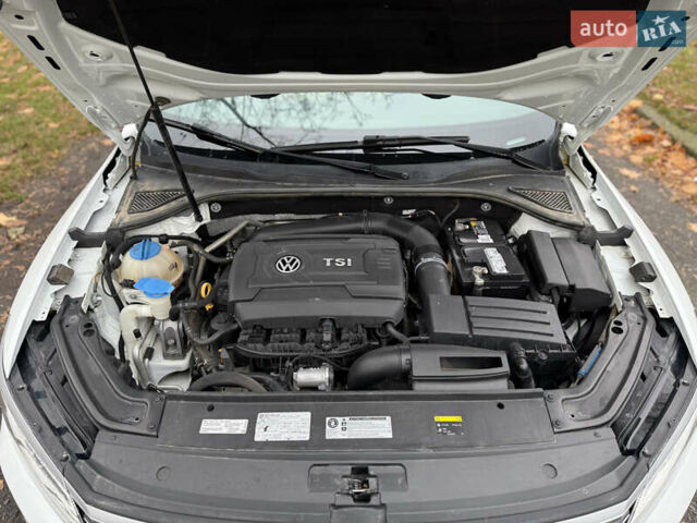 Белый Фольксваген Пассат, объемом двигателя 1.8 л и пробегом 150 тыс. км за 14600 $, фото 41 на Automoto.ua