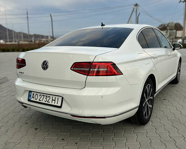 Белый Фольксваген Пассат, объемом двигателя 2 л и пробегом 320 тыс. км за 16900 $, фото 21 на Automoto.ua