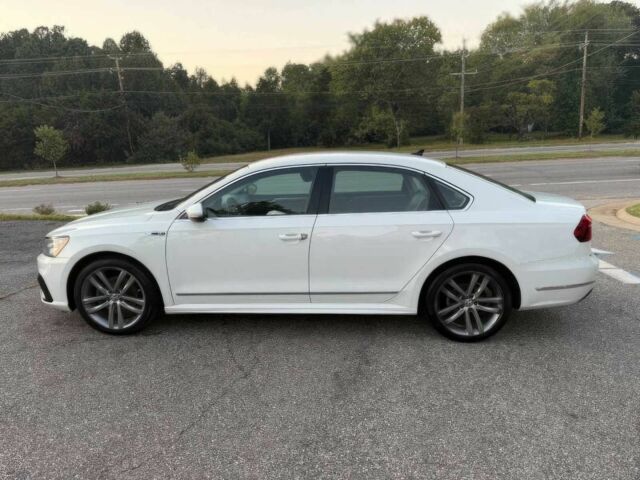 Белый Фольксваген Пассат, объемом двигателя 1.8 л и пробегом 64 тыс. км за 4600 $, фото 4 на Automoto.ua