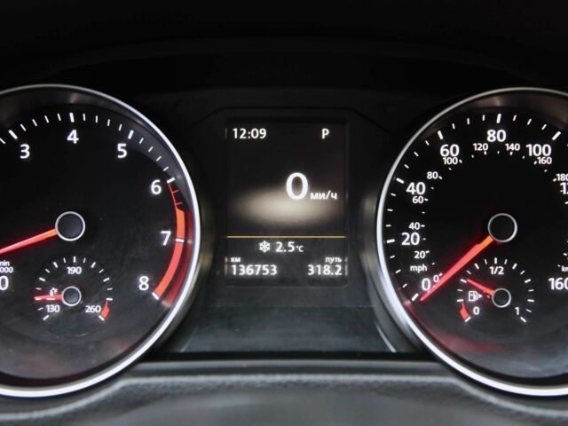 Белый Фольксваген Пассат, объемом двигателя 3.6 л и пробегом 136 тыс. км за 15500 $, фото 14 на Automoto.ua