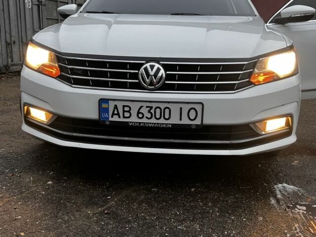 Белый Фольксваген Пассат, объемом двигателя 1.8 л и пробегом 185 тыс. км за 13000 $, фото 11 на Automoto.ua