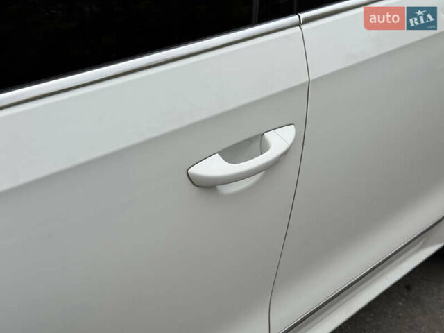 Белый Фольксваген Пассат, объемом двигателя 1.8 л и пробегом 57 тыс. км за 11299 $, фото 19 на Automoto.ua