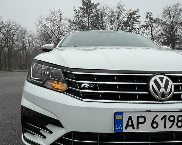Білий Фольксваген Пассат, об'ємом двигуна 1.98 л та пробігом 135 тис. км за 16000 $, фото 5 на Automoto.ua