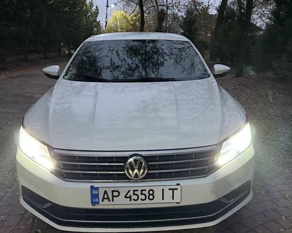 Білий Фольксваген Пассат, об'ємом двигуна 1.8 л та пробігом 124 тис. км за 11900 $, фото 8 на Automoto.ua