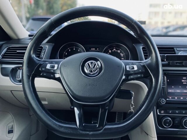 Білий Фольксваген Пассат, об'ємом двигуна 1.8 л та пробігом 92 тис. км за 12900 $, фото 13 на Automoto.ua