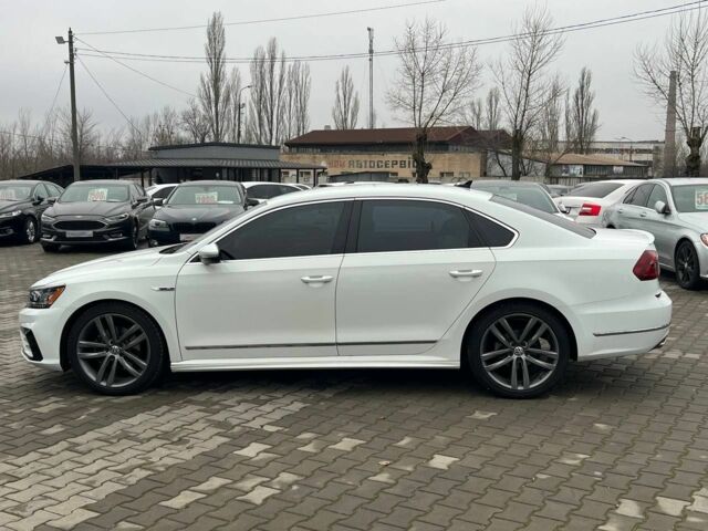 Белый Фольксваген Пассат, объемом двигателя 1.8 л и пробегом 109 тыс. км за 16500 $, фото 3 на Automoto.ua