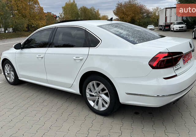 Білий Фольксваген Пассат, об'ємом двигуна 0 л та пробігом 175 тис. км за 13500 $, фото 14 на Automoto.ua