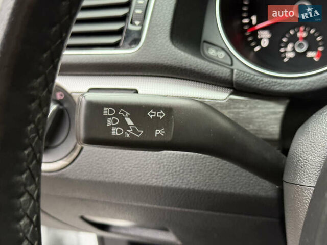 Белый Фольксваген Пассат, объемом двигателя 1.8 л и пробегом 57 тыс. км за 11299 $, фото 41 на Automoto.ua