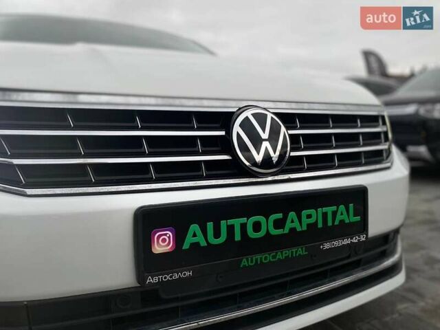 Белый Фольксваген Пассат, объемом двигателя 1.8 л и пробегом 167 тыс. км за 13990 $, фото 6 на Automoto.ua